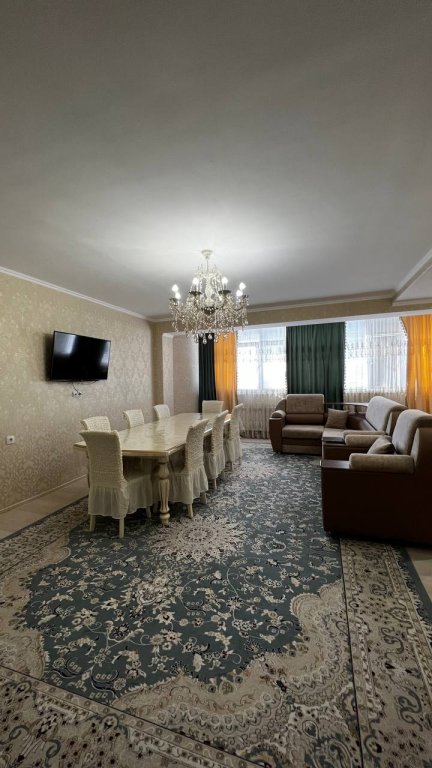 Актау: Апартаменты Vip House