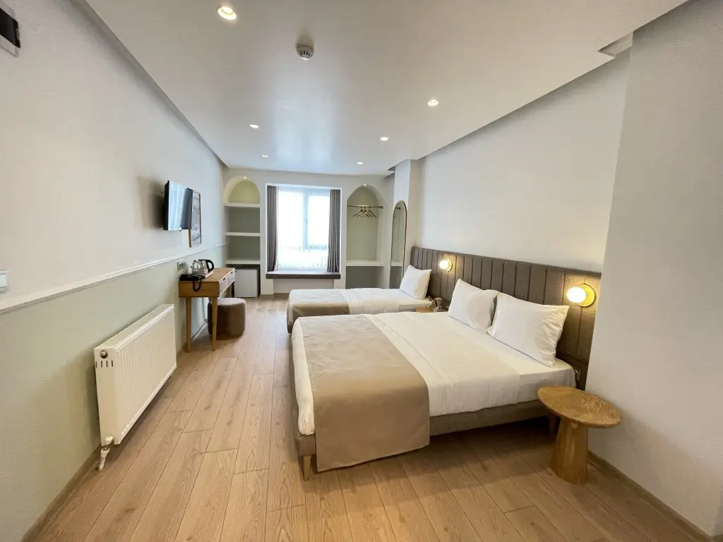 Арнавуткёй: Отель Meshk Airport Hotel