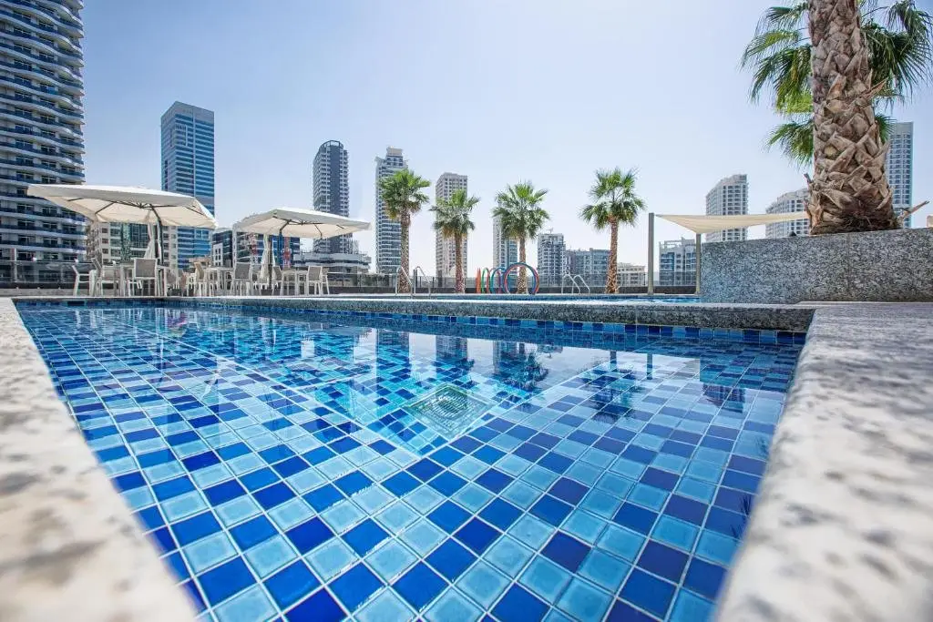Дубай: Apartment in Sparkle Tower by Swarovski Dubai Marina