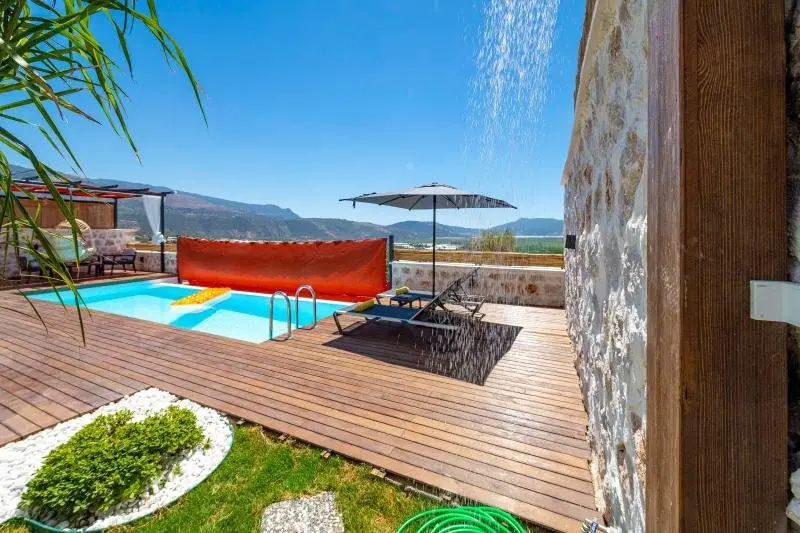 Сарыбелен: Kalkan Dome Suits & Deluxe