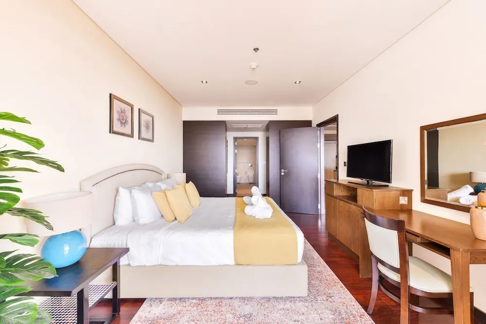 Дубай: Anantara Residences - Beachfront - Private Beach and Lagoon Pool