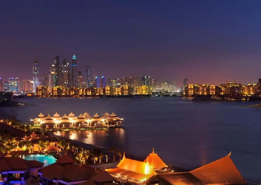 Дубай: Anantara Residences - Beachfront - Private Beach and Lagoon Pool