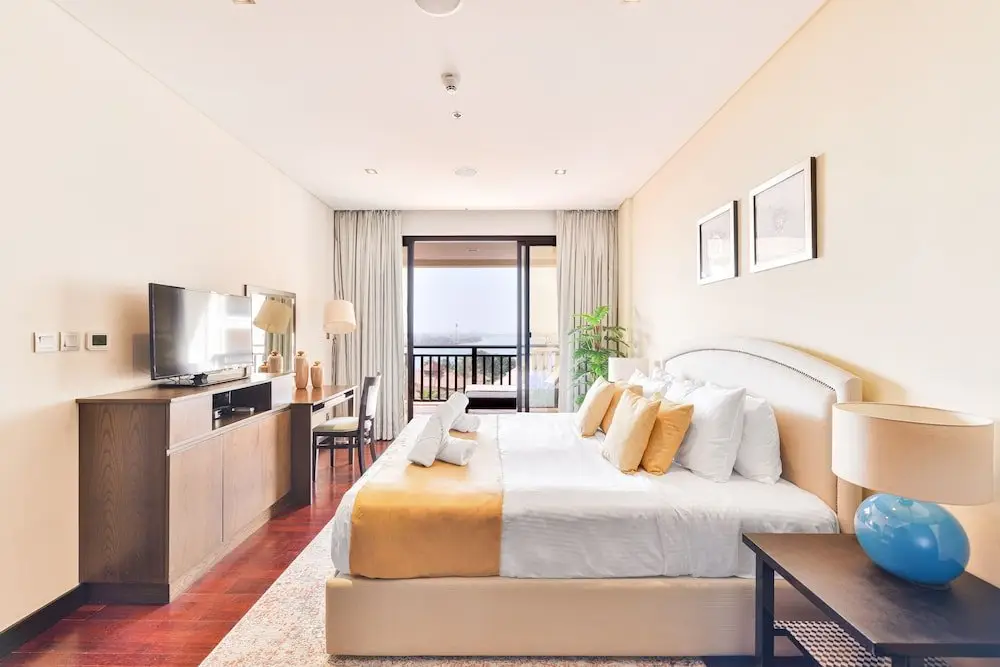 Дубай: Anantara Residences - Beachfront - Private Beach and Lagoon Pool