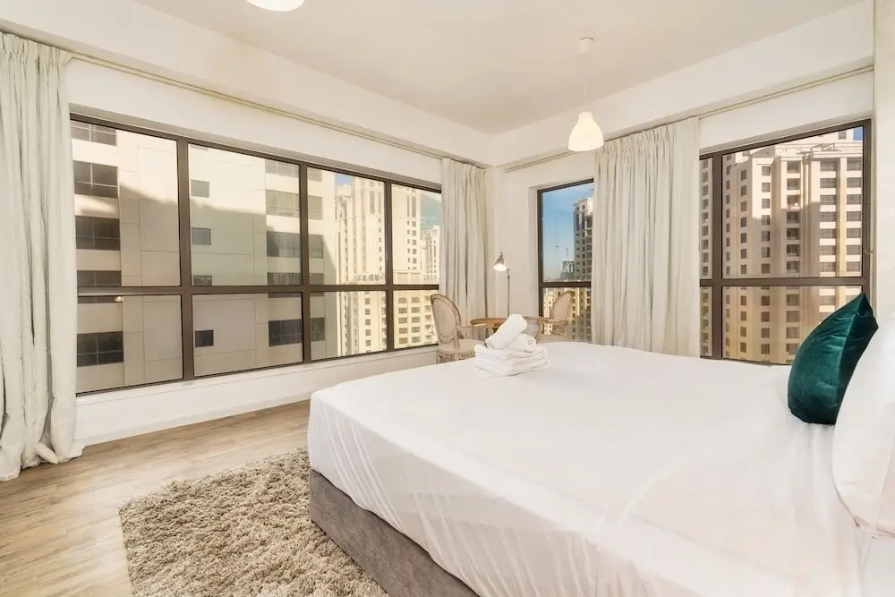Stunning & spacious sea view Apt. in Jumeirah Beach — фото 1