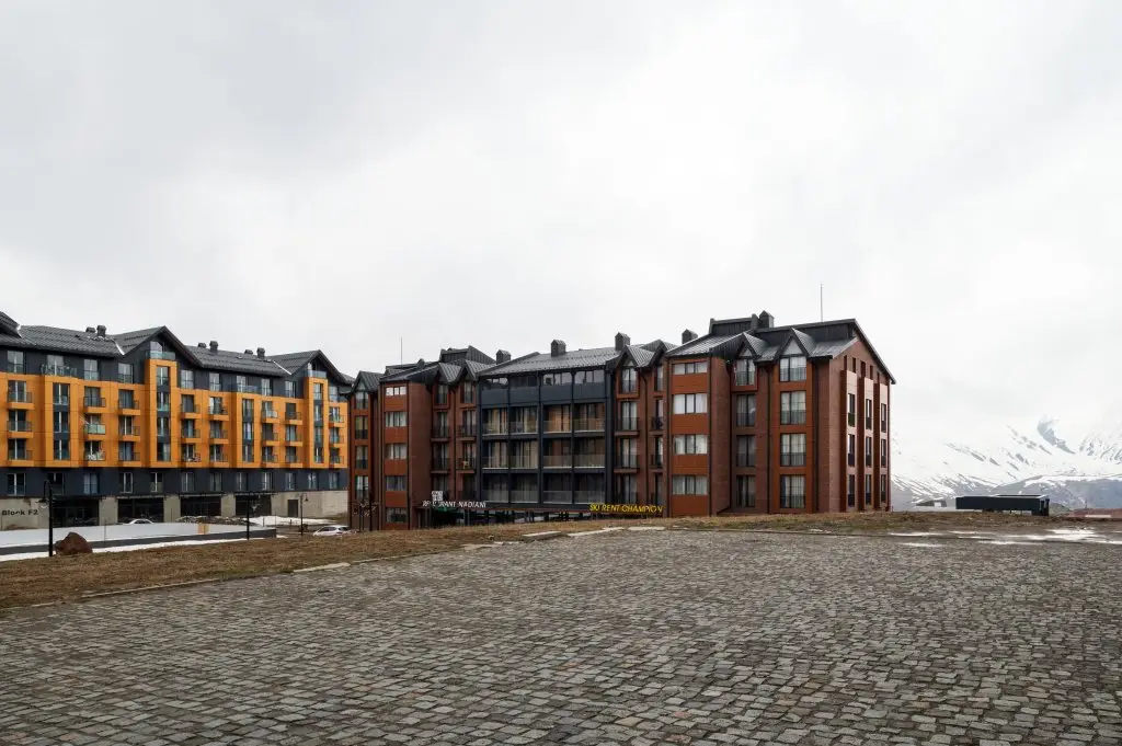 Гудаури: Апарт-отель Gudauri Ski Resort - Alpic Apartments