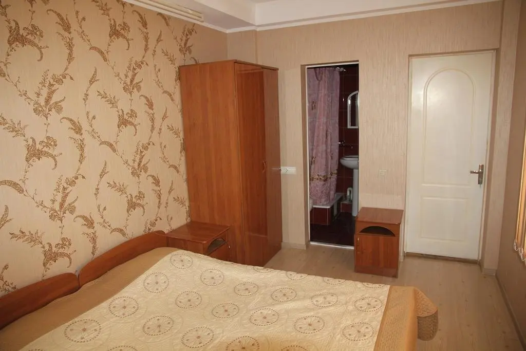 Красная Поляна: Johns Guest House