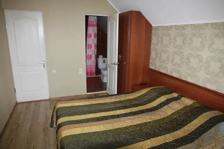 Красная Поляна: John's Guest House