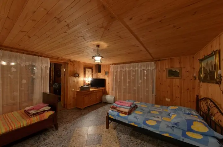Феодосия: Guest House Uyutnyi Dvorik