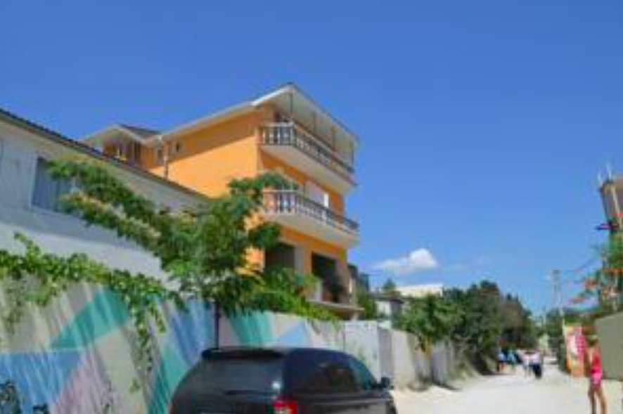 Судак: Guest House Artemiy