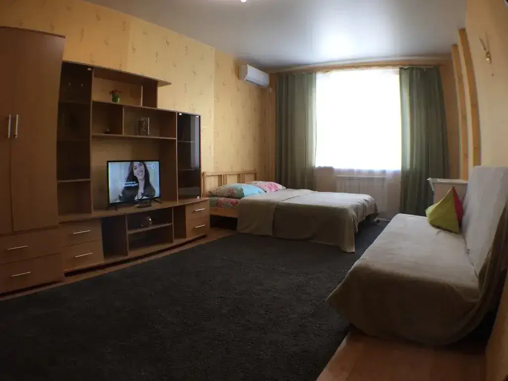 Нижний Новгород: Apartments on Krasnozdnaya 9