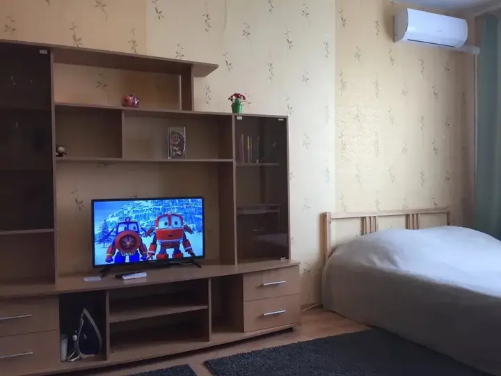 Нижний Новгород: Apartments on Krasnozdnaya 9