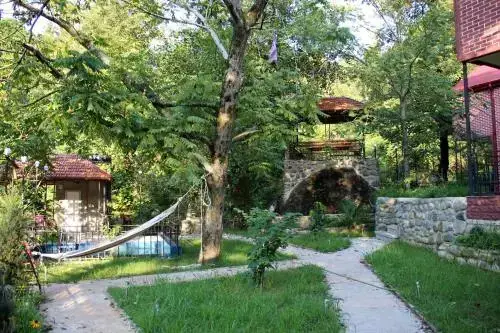 Батуми: Holiday home in Tkhilnari #1, #2, #3, #4