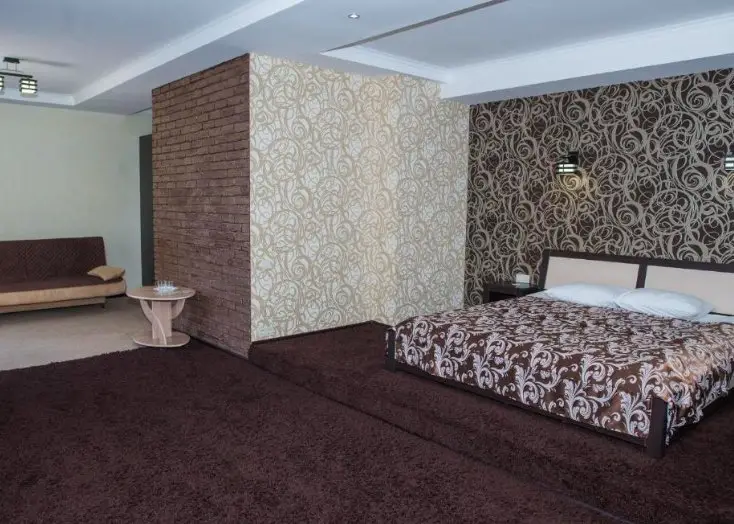 Утёс: Priliv Hotel