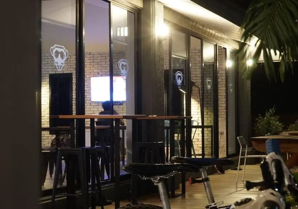 Као Лак: Monkey Dive Hostel Khaolak