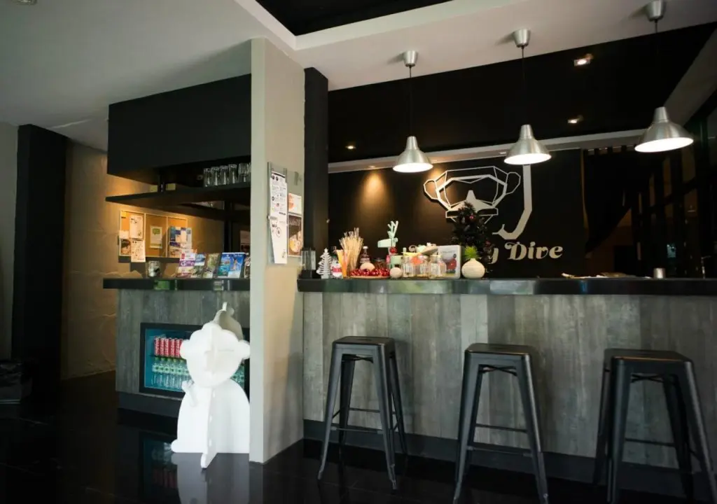 Као Лак: Monkey Dive Hostel Khaolak