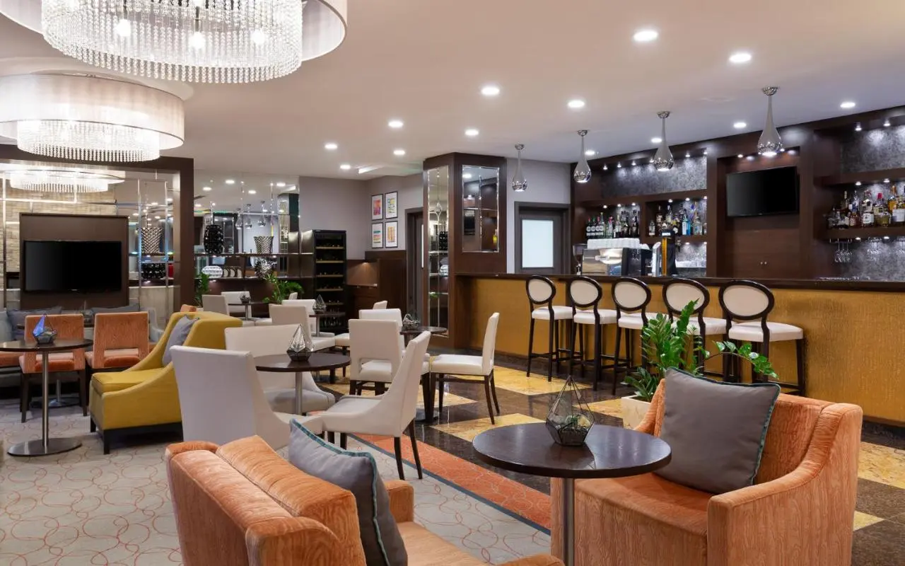 Тюмень: DoubleTree by Hilton Tyumen