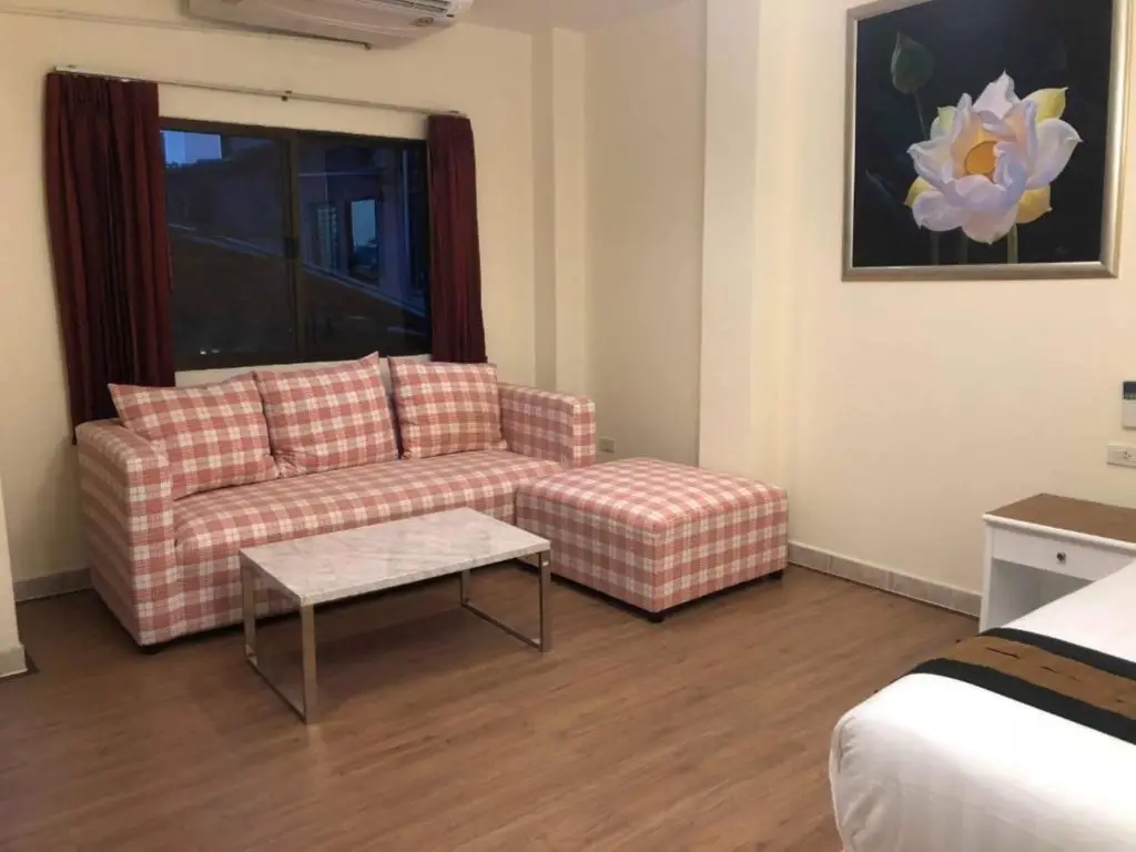 Кату: DB Residence
