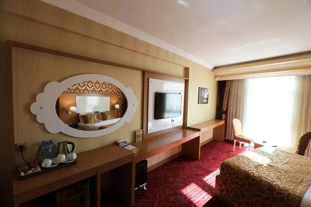 Ван: Haldi Hotel