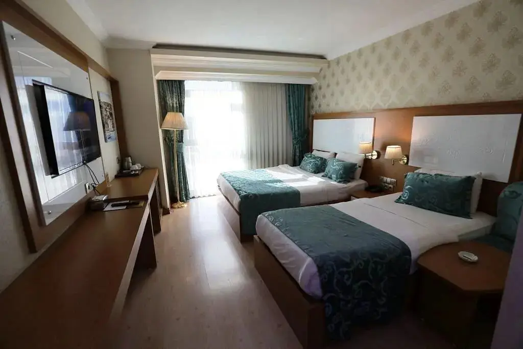 Ван: Haldi Hotel