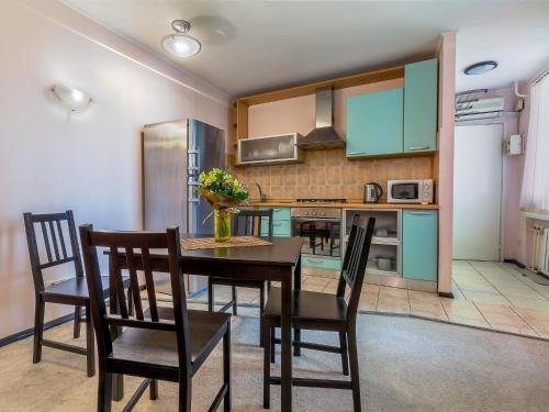 Санкт-Петербург: Guest House At Griboedova 15