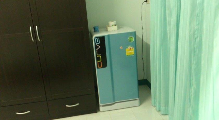 Лампанг: Dhanaporn Apartment