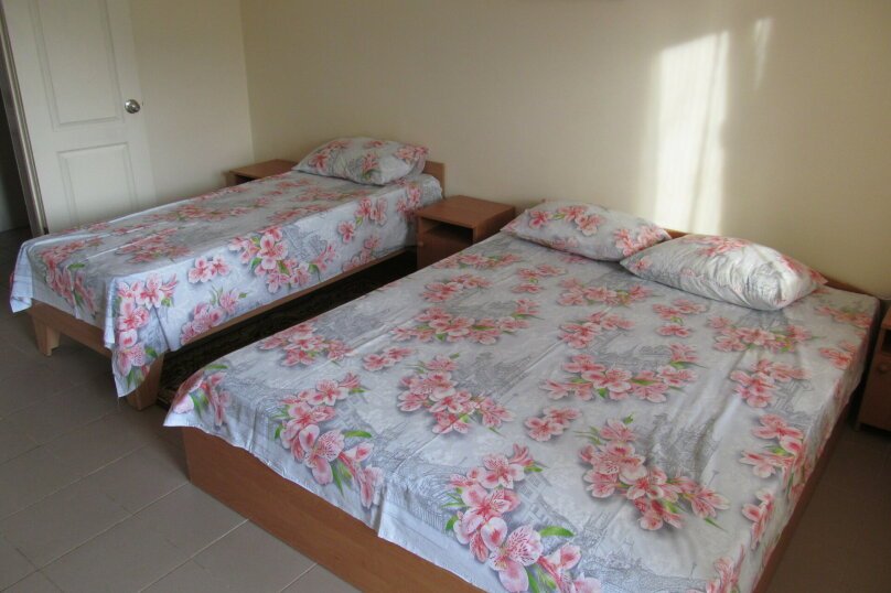 Евпатория: Guest house zhemchuzhina
