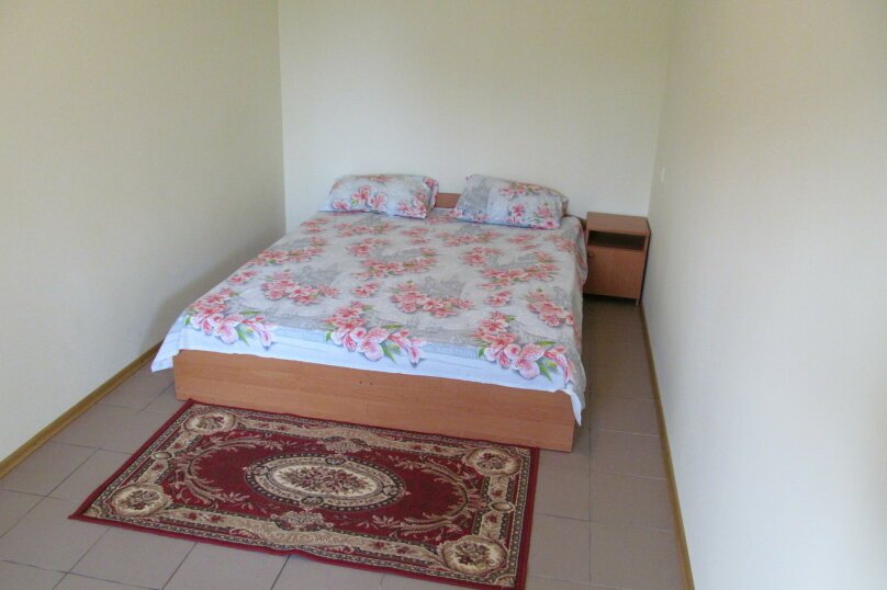 Евпатория: Guest house zhemchuzhina