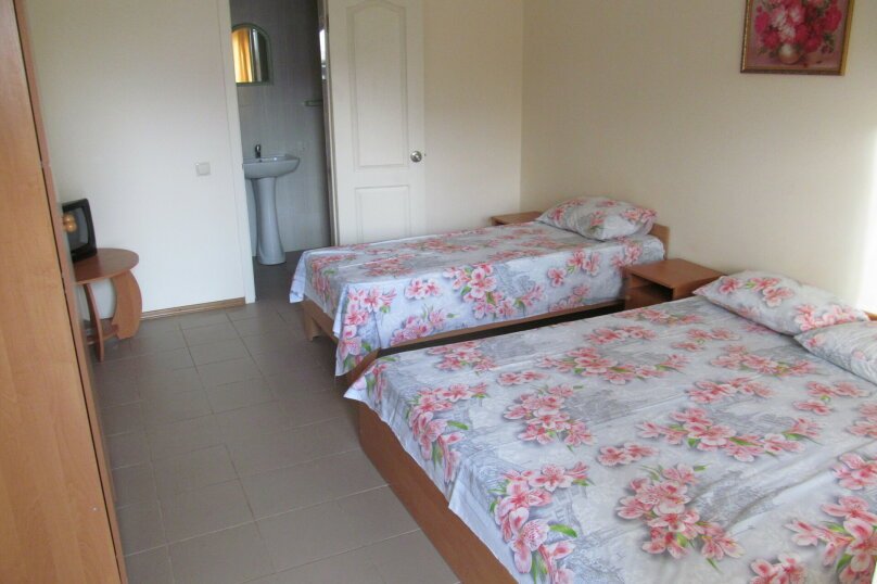 Евпатория: Guest house zhemchuzhina