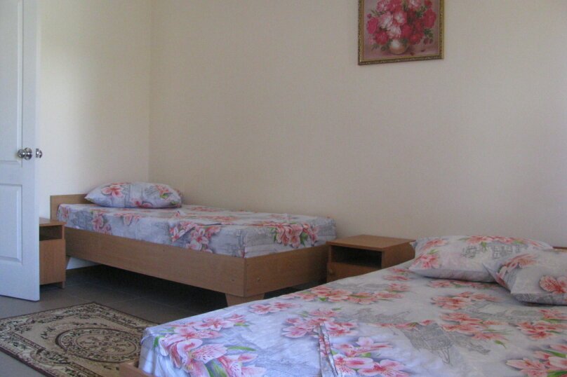 Евпатория: Guest house zhemchuzhina