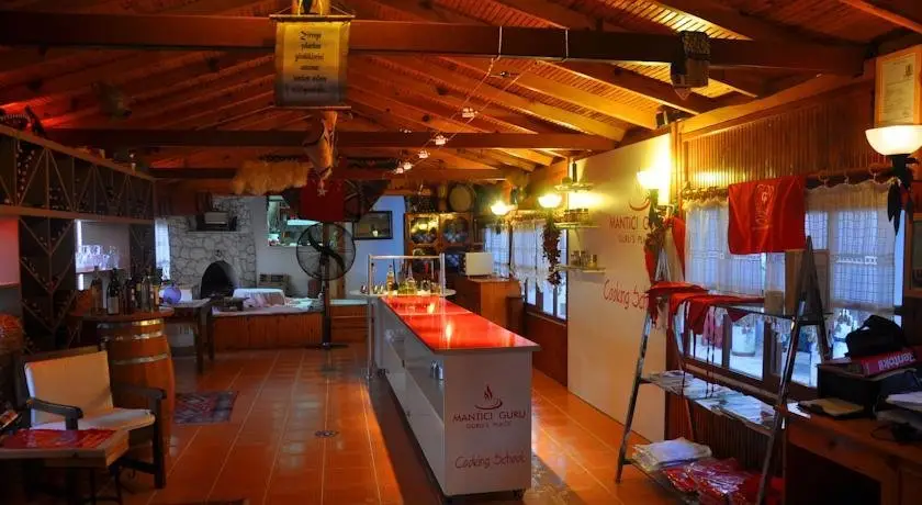 Калкан: Gurus Place
