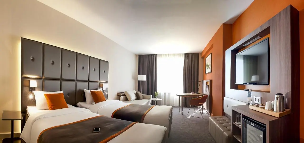 Тюмень: Mercure Тюмень Центр