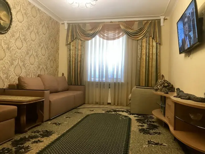Севастополь: Na Novorossiyskoy 18 Apartment