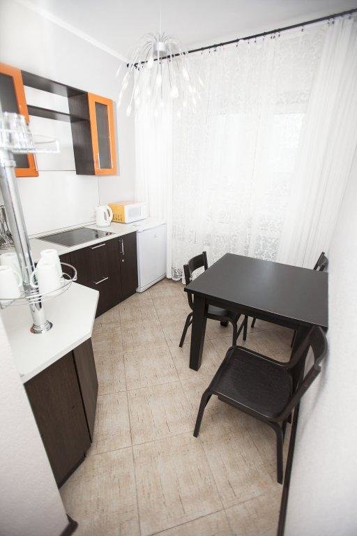 Екатеринбург: Etazhi Na Shchorsa 105 Apartment
