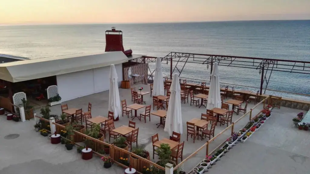 Рыбачье: OAI Beach Resort
