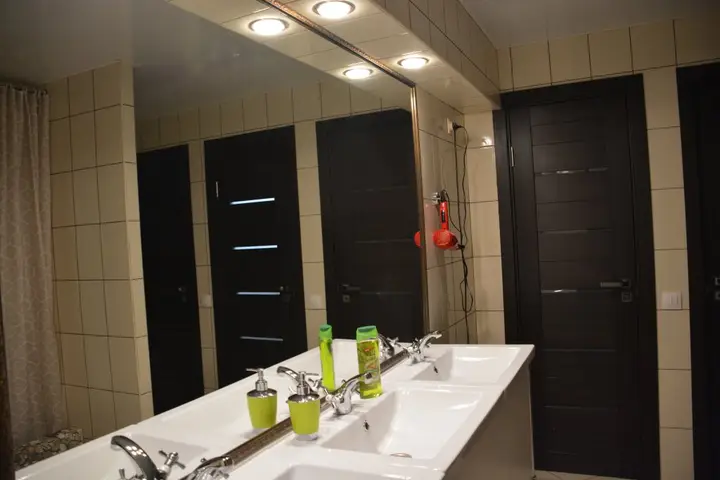 carousel image 2