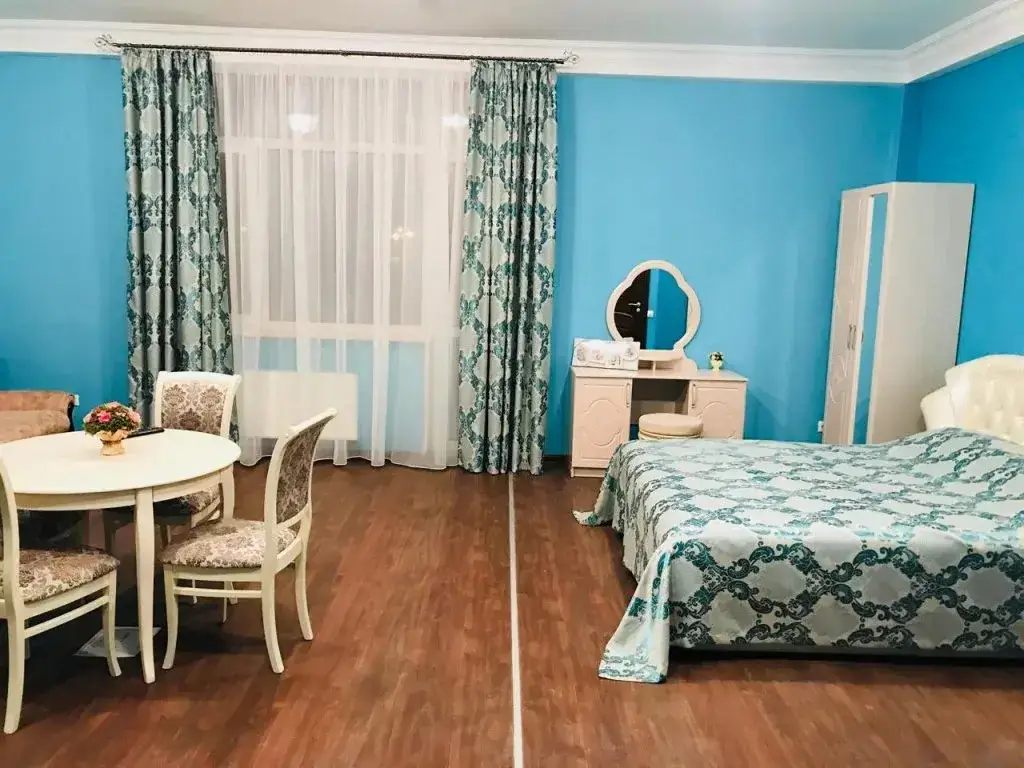 Севастополь: Ushakova Balka Yacht Club