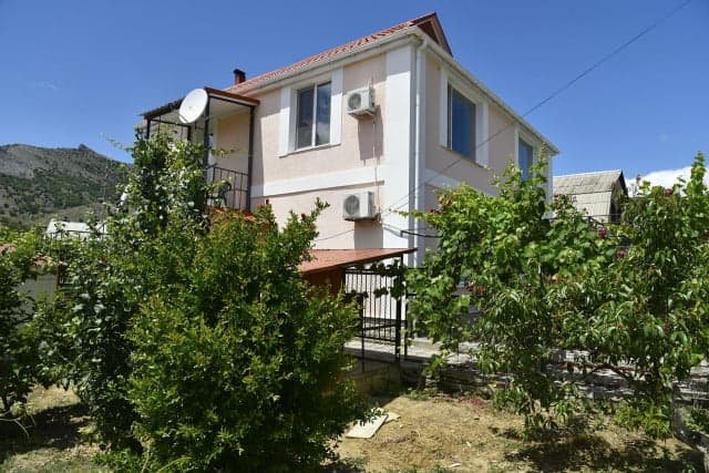 Судак: Molodezhnaya 8 Guest House