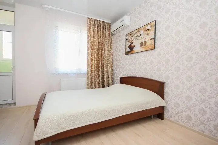 Краснодар: Etazhikvartiryi Na Yatskova 9k1 Appartment