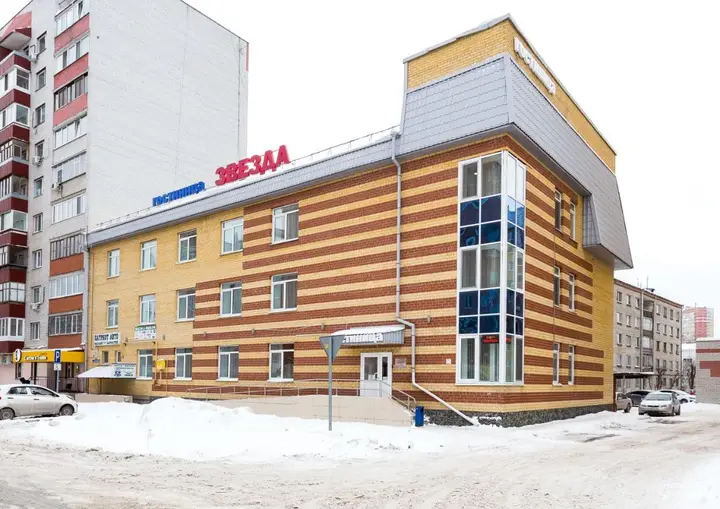 Тюмень: Гостиница Звезда
