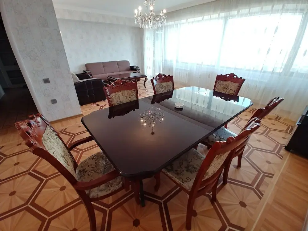 Баку: Deluxe Apartment with Sea and F1 view