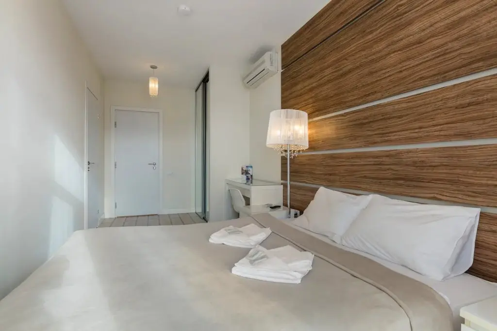 Санкт-Петербург: Апартаменты Perfect 5 Room for Groups of 12