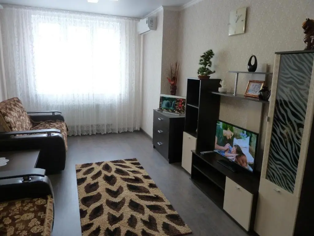 Витязево: Apartment on Krylova 15