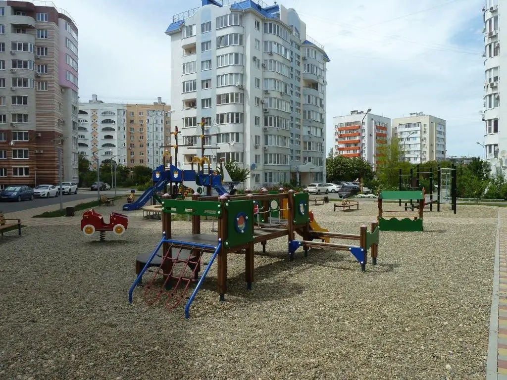 Витязево: Apartment on Krylova 15
