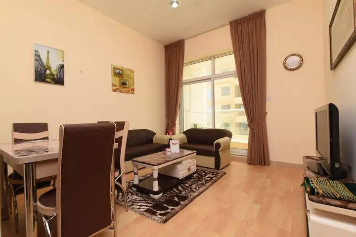 Дубай: Oyo 237 Home Capitol Tower Internet City