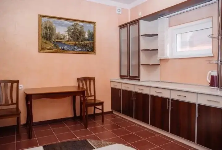 Заозерное: Ред Хаус