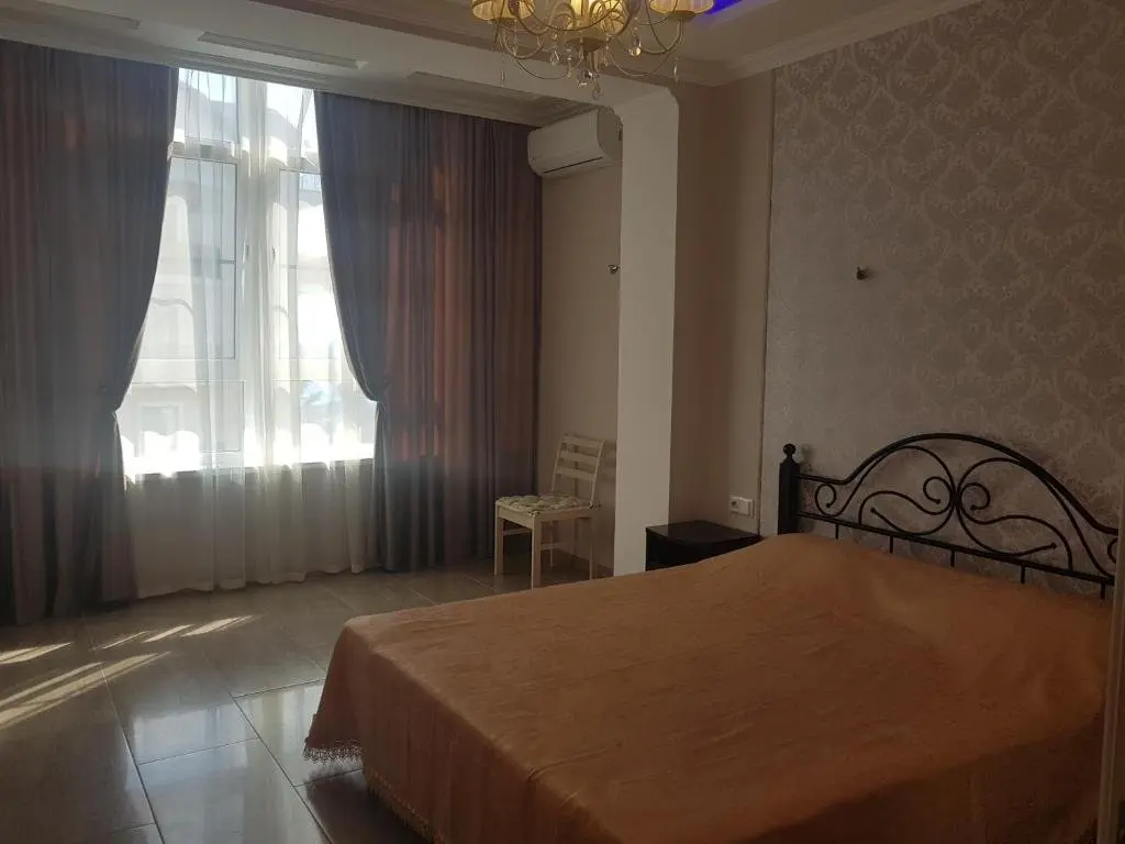 Геленджик: Apartment Krymskaya 19V