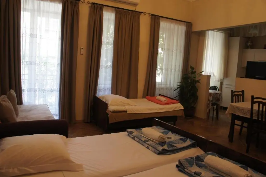 Тбилиси: Apartment Dadiani 26