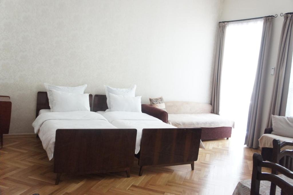 Тбилиси: Apartment Dadiani 26