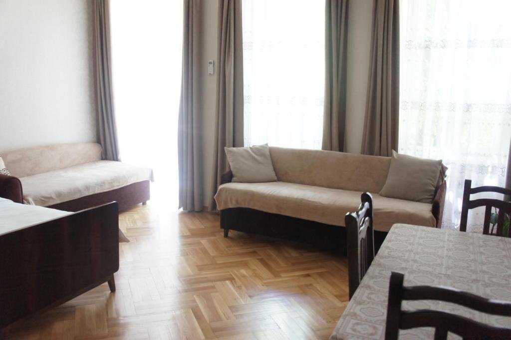 Тбилиси: Apartment Dadiani 26