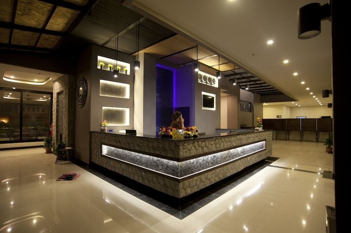Кату: We Hotel At Sansabai [Ex. San Sabai Patong Resort]